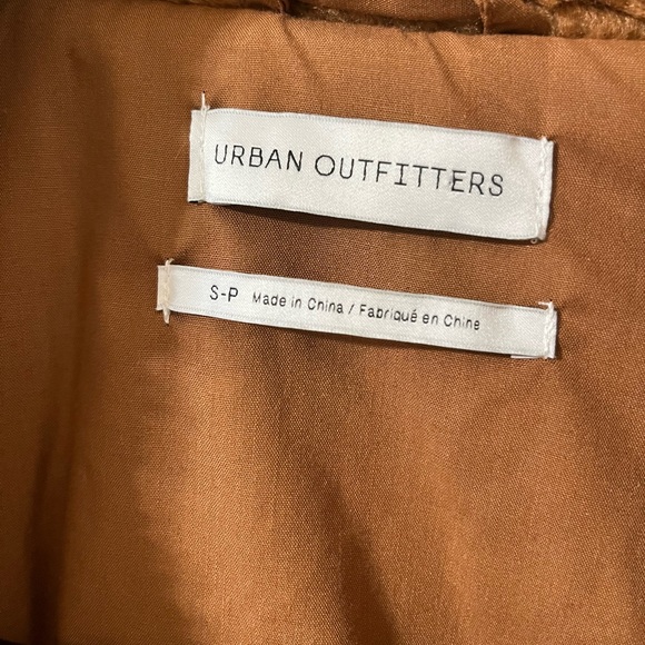Urban Outfitters Willow Fuzzy Brown Drawstring Teddy Full Zip Cropped Jacket S - Picture 10 of 11